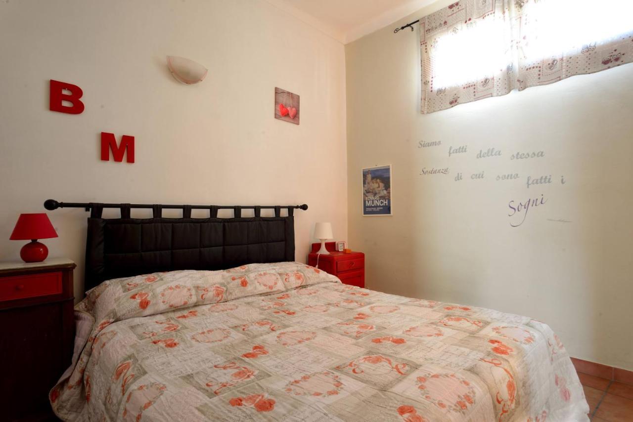 Casa Con Grande Terrazza, Ac, Wifi, Posto Auto E Vicino Al Mare Villa Imperia Exterior photo